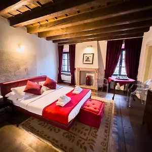 truly-delle-erbe-suites.hotelinveneto.com/